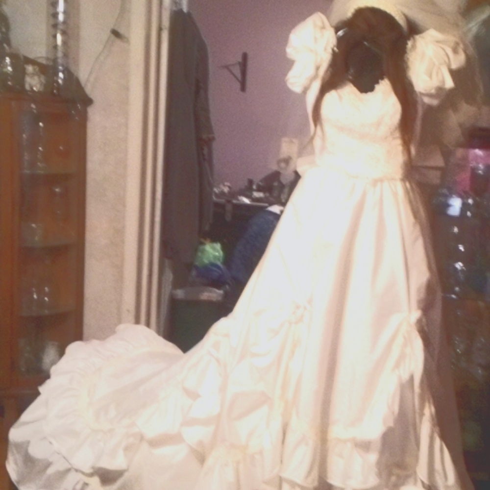 Wedding dress